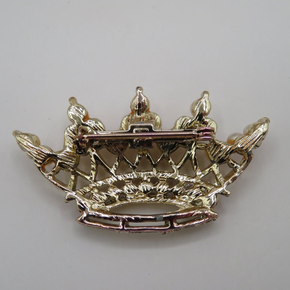 Vintage Faux Pearl Pink Rhinestone Accent Gold Tone Crown Brooch - Picture 6 of 8